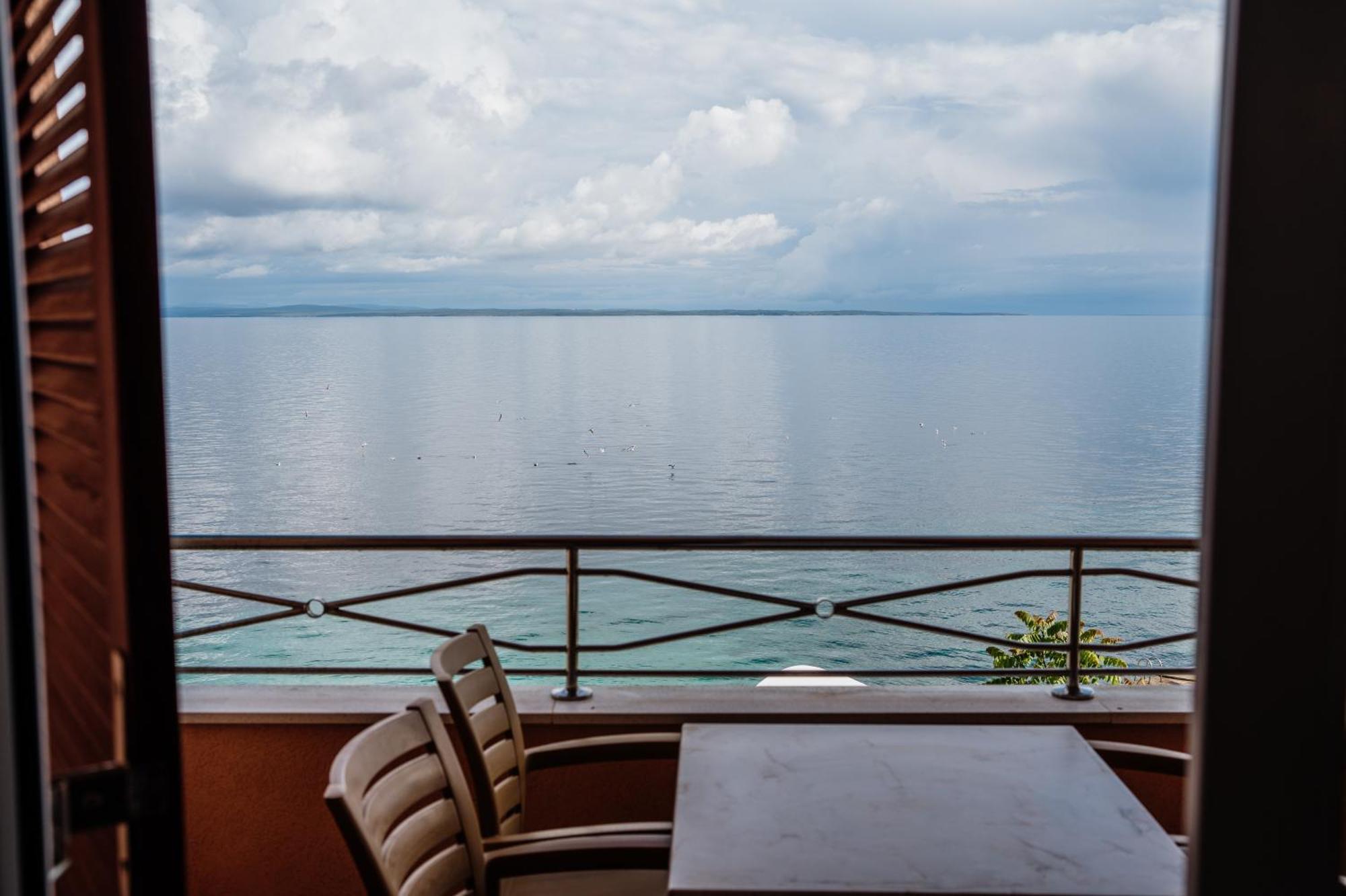 Apartamento Apartmaji Punta Veli Lošinj Exterior foto
