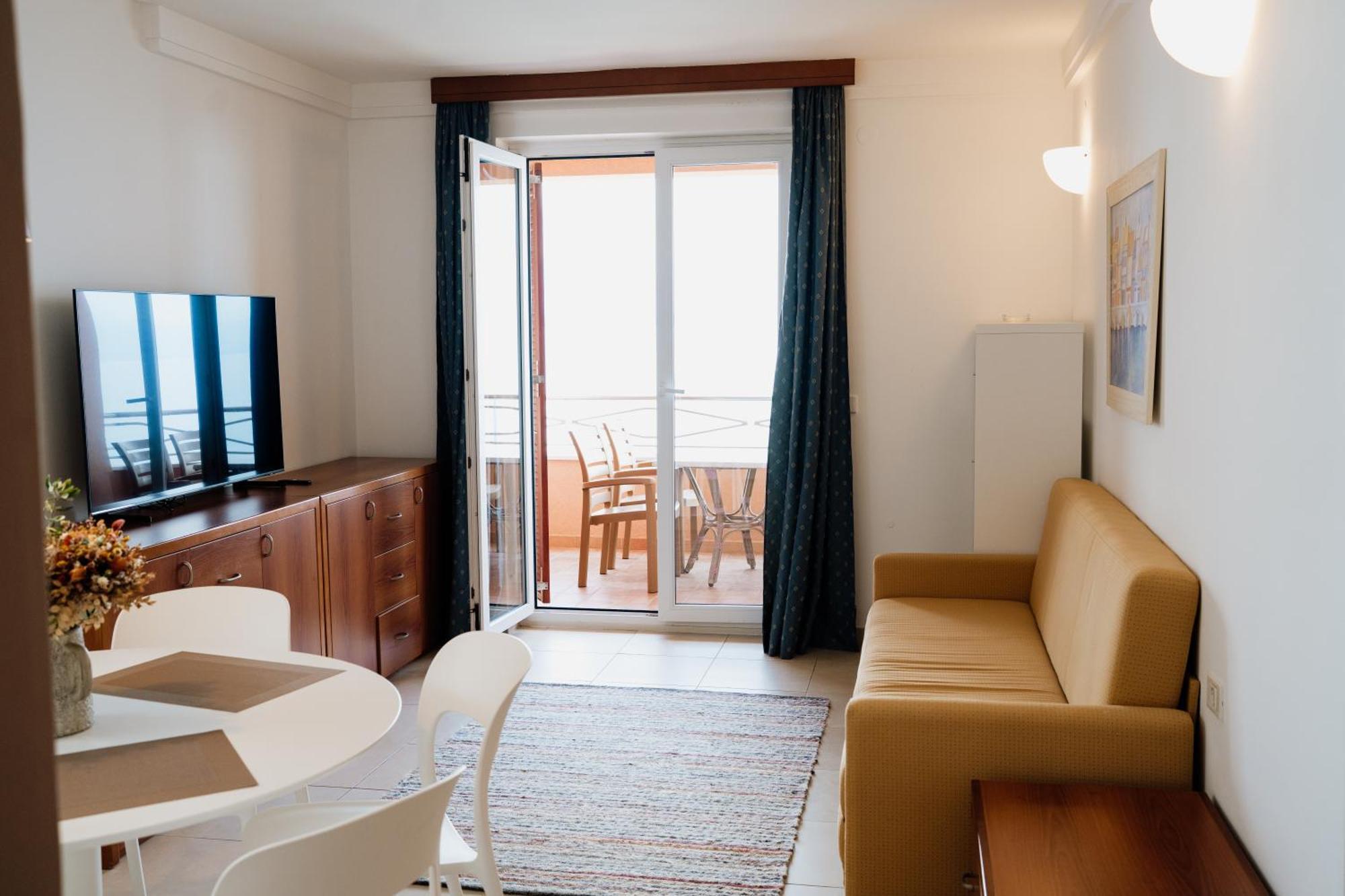 Apartamento Apartmaji Punta Veli Lošinj Exterior foto